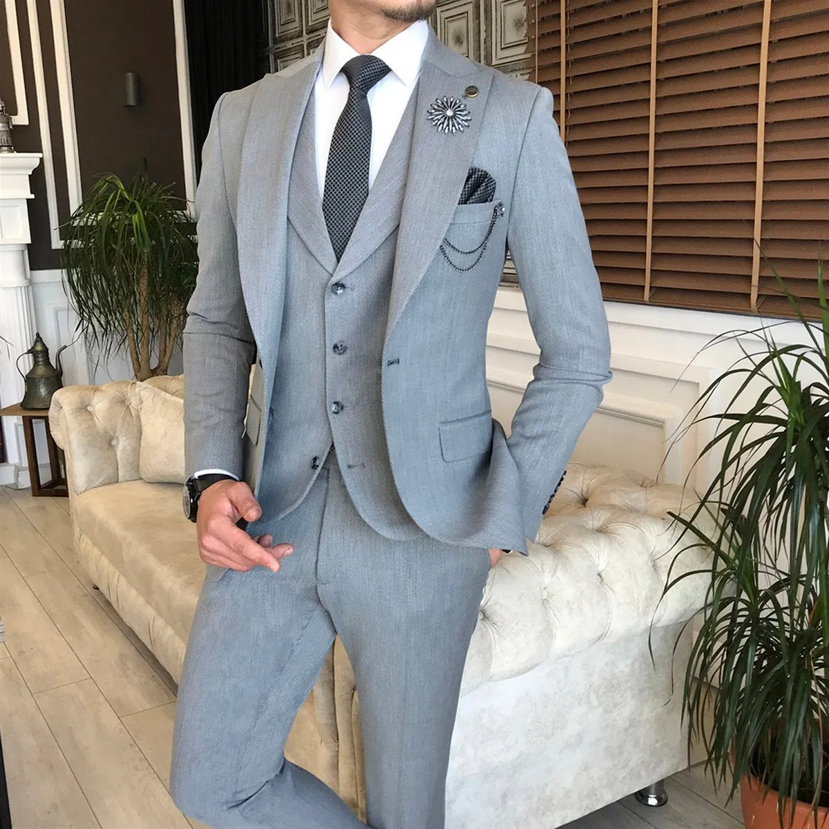 Bojoni Grey Slim-Fit Suit 3-Piece