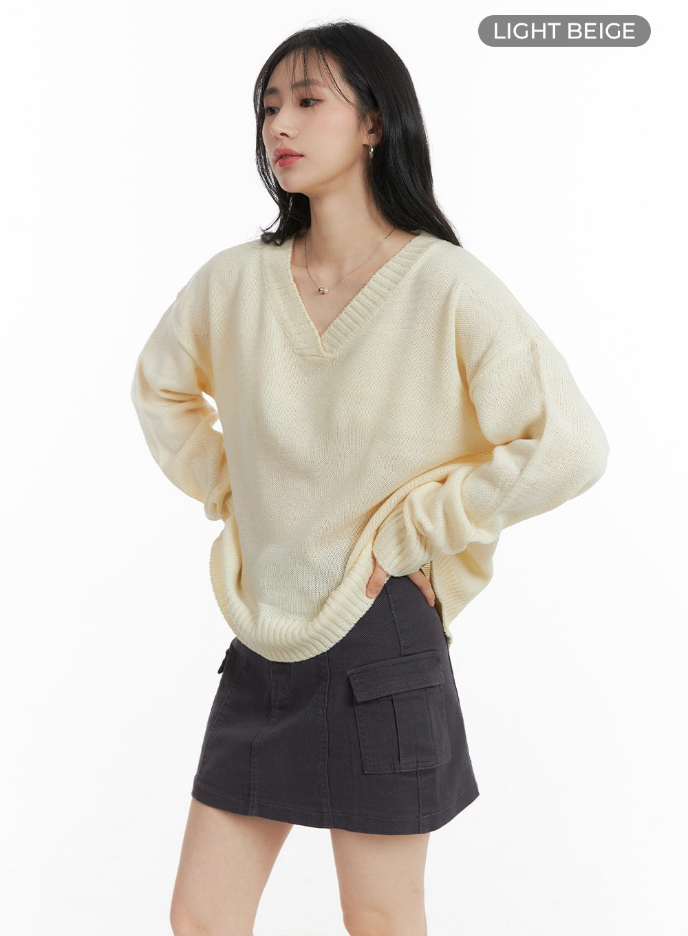 Cozy V-Neck Wool Sweater OM408