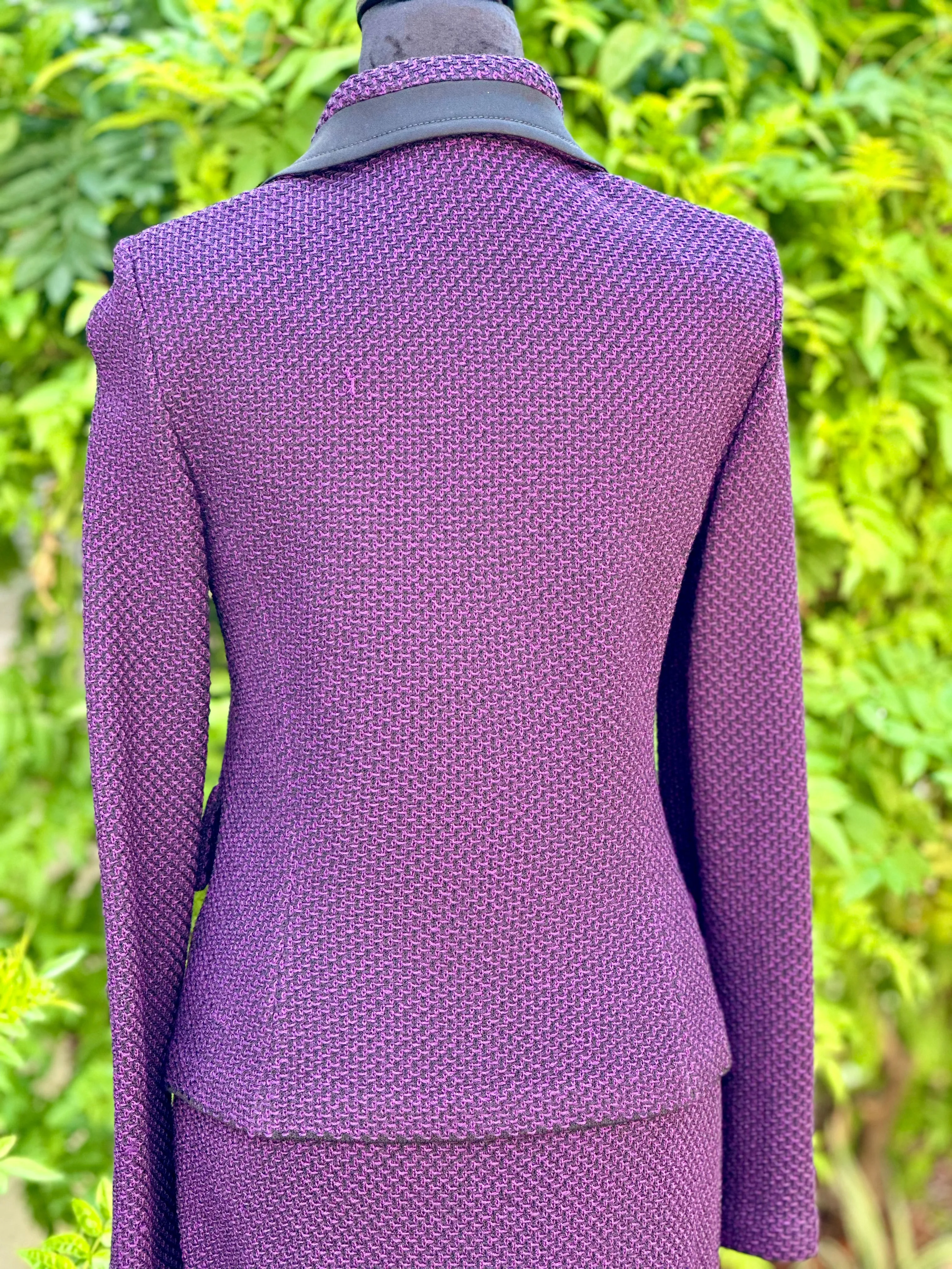 ST. JOHN 2 pc Jacket & skirt suit in Purple (pre-owned)