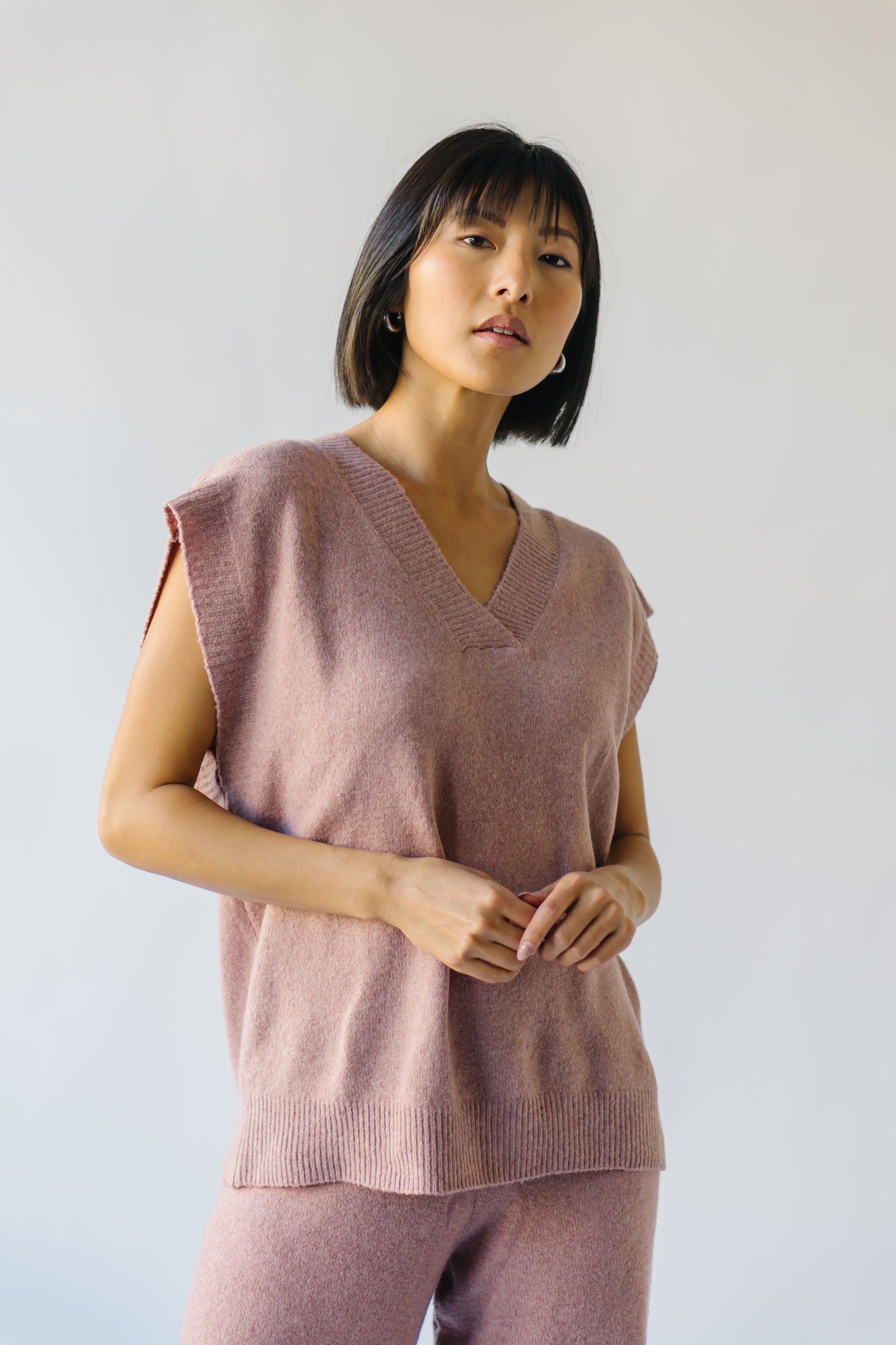 The Heyland V-Neck Knit Sweater in Dusty Pink